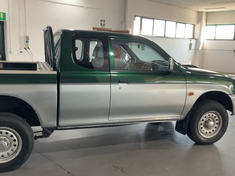 MITSUBISHI L200 2.5 Turbodiesel TD Magnum Club Cab 4x4  Diesel • 100 CV • Manuale • 09/1999 • 88.950 km