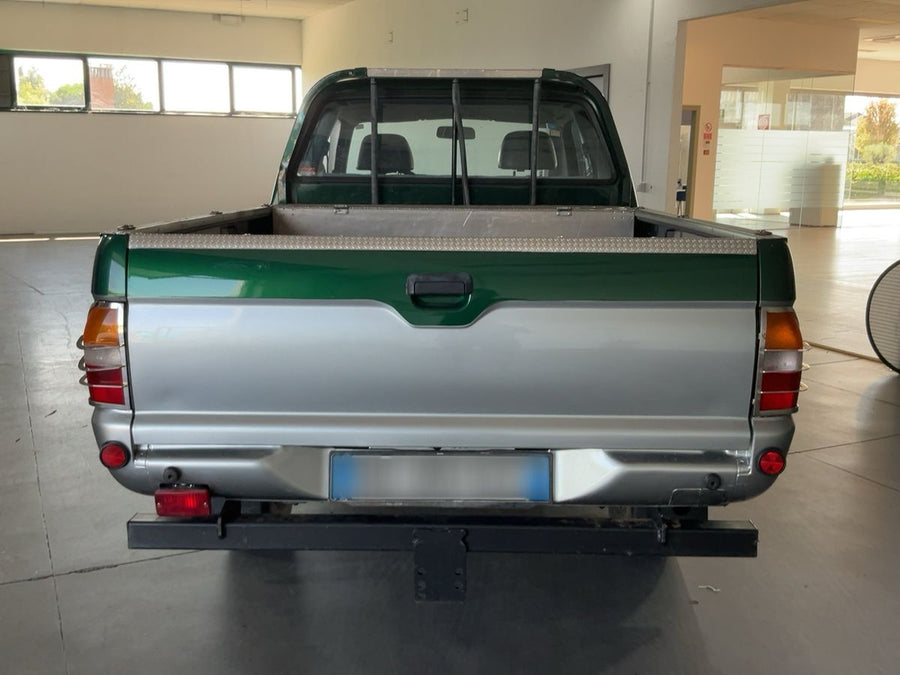 MITSUBISHI L200 2.5 Turbodiesel TD Magnum Club Cab 4x4  Diesel • 100 CV • Manuale • 09/1999 • 88.950 km
