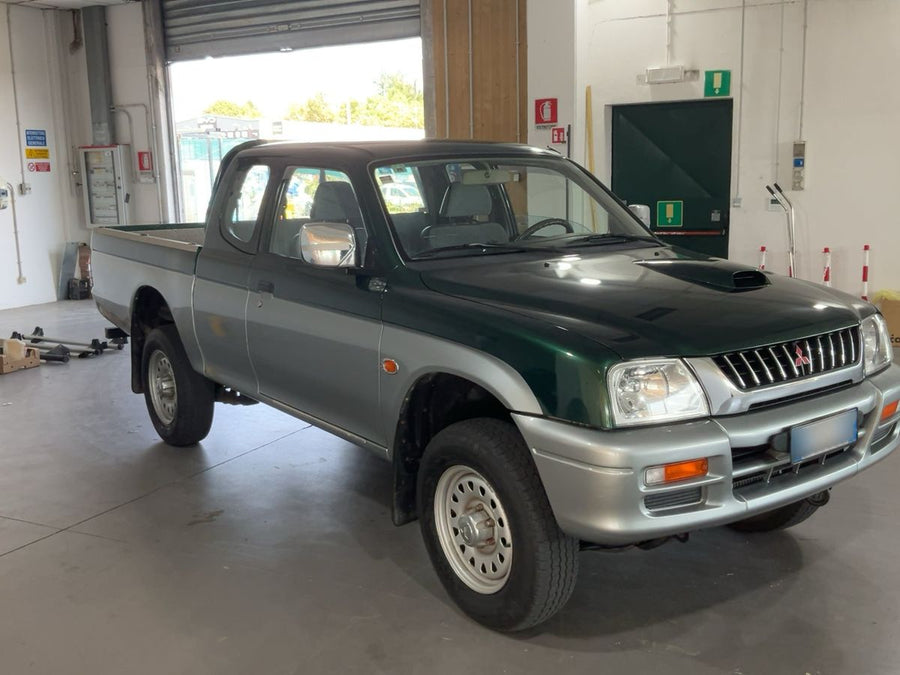 MITSUBISHI L200 2.5 Turbodiesel TD Magnum Club Cab 4x4  Diesel • 100 CV • Manuale • 09/1999 • 88.950 km