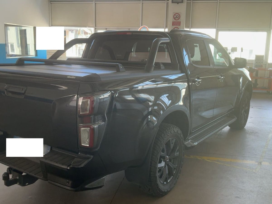 ISUZU D-MAX N60 1.9 Crew Cab FF 4X4 Automatico – Del 07/2024 - km 21890 - Top di Gamma