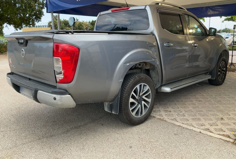 NISSAN NAVARA 2.3 dCi 190 CV TREK DOUBLE CAB 4x4 AUTOMATICO - 06/2018 - 81.813 KM
