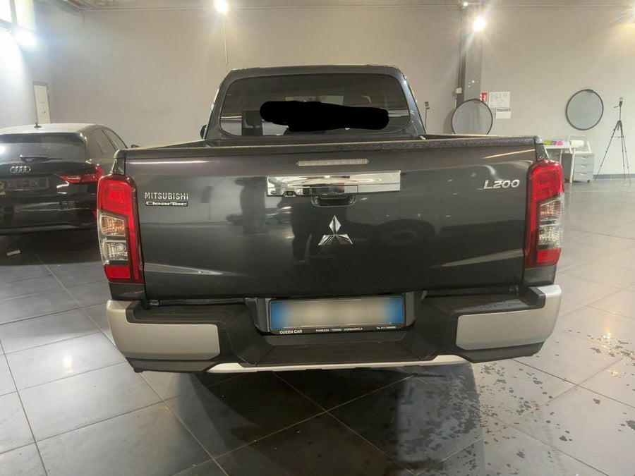 MITSUBISHI L200 2.2 DI-D Plus Club Cab 4WD 150 CV (07/2021) – 45.330 km