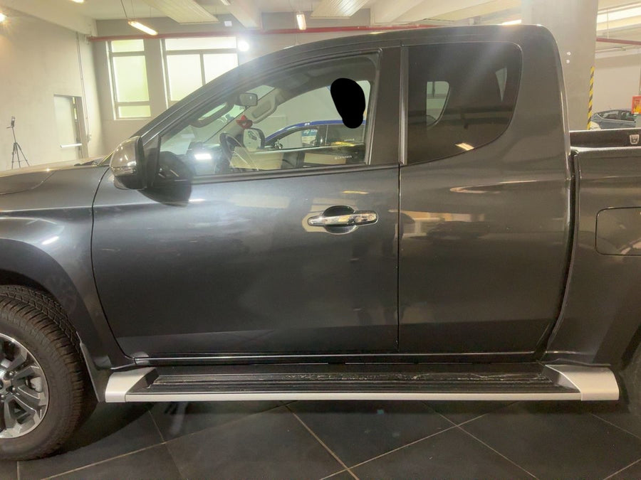 MITSUBISHI L200 2.2 DI-D Plus Club Cab 4WD 150 CV (07/2021) – 45.330 km