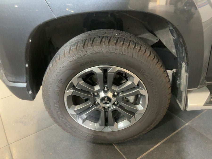MITSUBISHI L200 2.2 DI-D Plus Club Cab 4WD 150 CV (07/2021) – 45.330 km