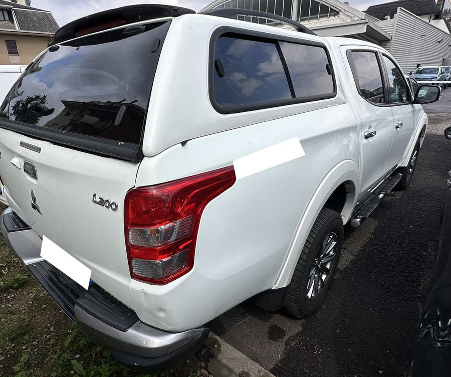 MITSUBISHI L200 2.4 DI-D Double Cab Plus 4WD Auto — 180 CV | 11/2016 | 129.268 km