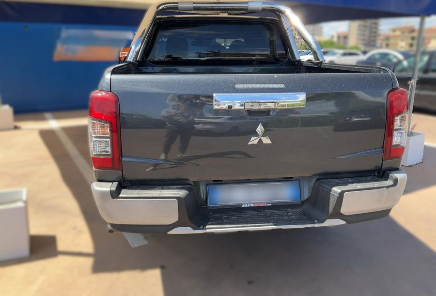 Mitsubishi L200 2.2 DI-D Top Double Cab 4WD Auto — 150 CV | 06/2021 | 109.427 km