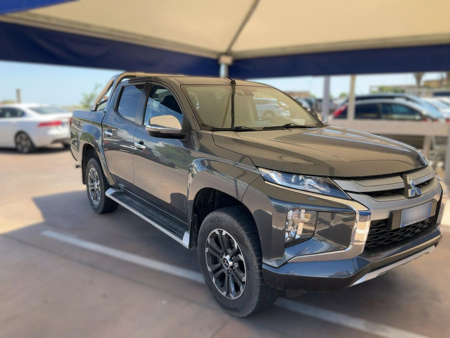 Mitsubishi L200 2.2 DI-D Top Double Cab 4WD Auto — 150 CV | 06/2021 | 109.427 km