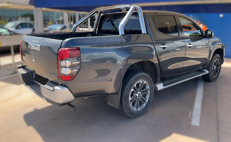 Mitsubishi L200 2.2 DI-D Top Double Cab 4WD Auto — 150 CV | 06/2021 | 109.427 km